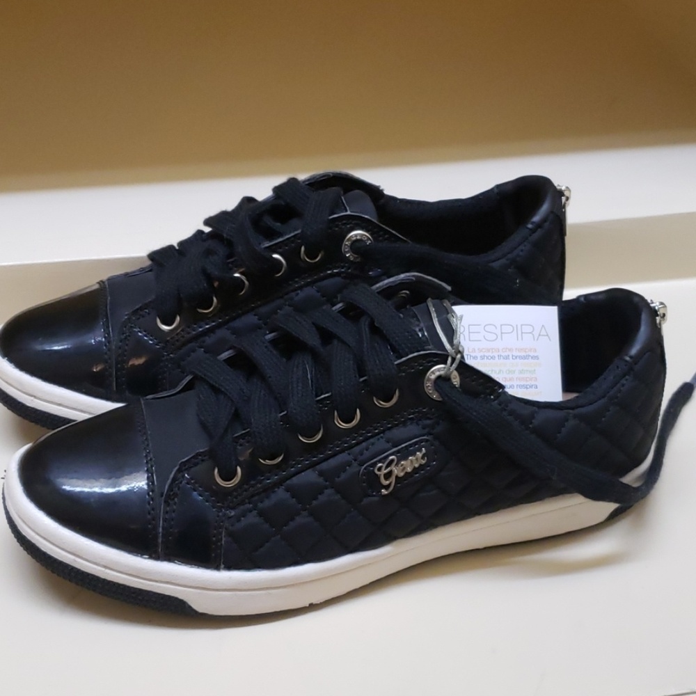 NEW Geox Respira snickers